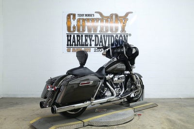2021 Harley-Davidson Street Glide FLHX