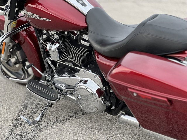 2017 Harley-Davidson FLHX - Street Glide Base