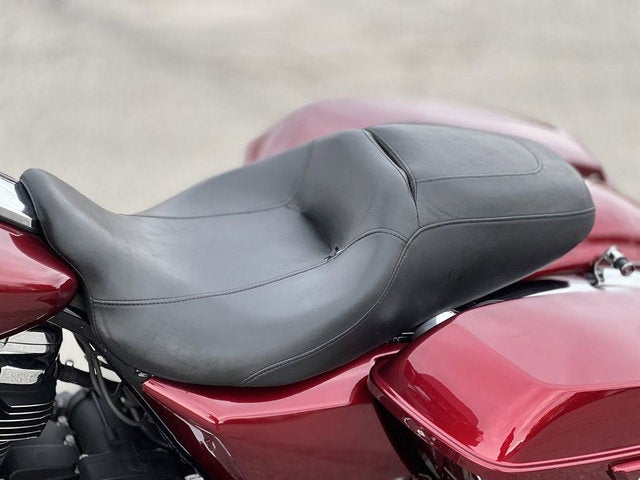 2017 Harley-Davidson FLHX - Street Glide Base