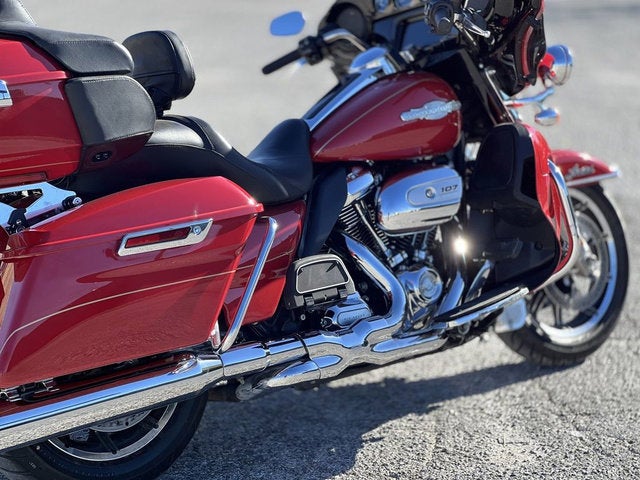 2017 Harley-Davidson FLHTK - Ultra Limited Base