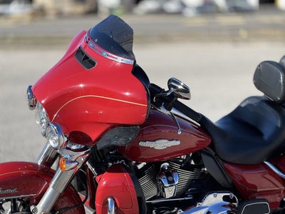 2017 Harley-Davidson FLHTK - Ultra Limited Base