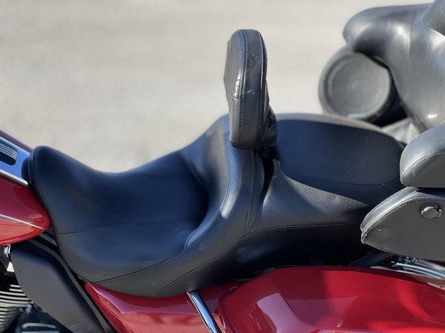 2017 Harley-Davidson FLHTK - Ultra Limited Base
