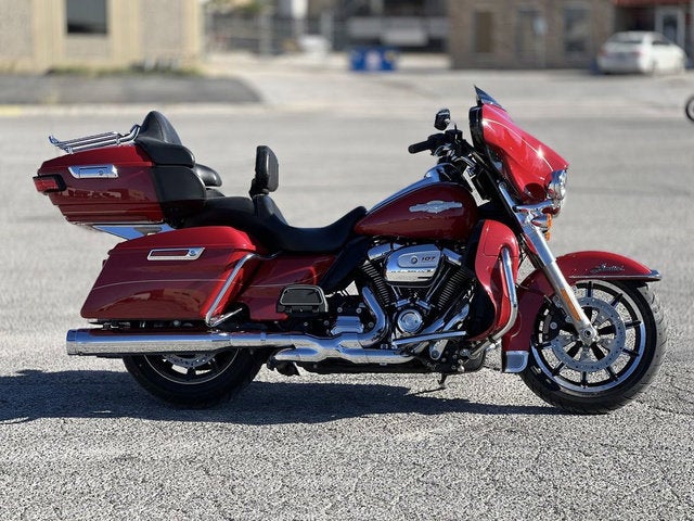 2017 Harley-Davidson FLHTK - Ultra Limited Base