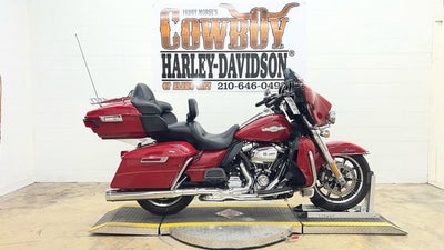 2017 Harley-Davidson FLHTK - Ultra Limited Base