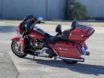 2017 Harley-Davidson FLHTK - Ultra Limited Base