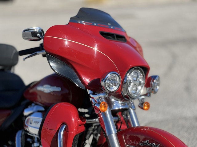 2017 Harley-Davidson FLHTK - Ultra Limited Base