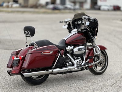 2017 Harley-Davidson FLHXS - Street Glide Special Base