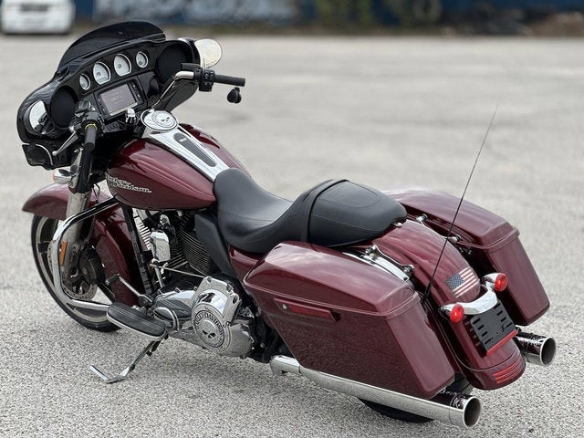 2014 Harley-Davidson FLHXS - Street Glide Special Base