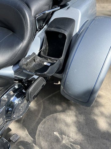 2023 Harley-Davidson FLHTCUTG - Tri Glide Ultra Base