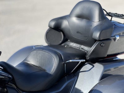 2021 Harley-Davidson Trike FLHTCUTG - Tri Glide Ultra