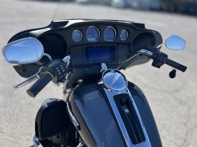 2021 Harley-Davidson Trike FLHTCUTG - Tri Glide Ultra