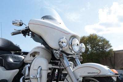 2011 Harley-Davidson Trike FLHTCUTG - Tri Glide Ultra Classic