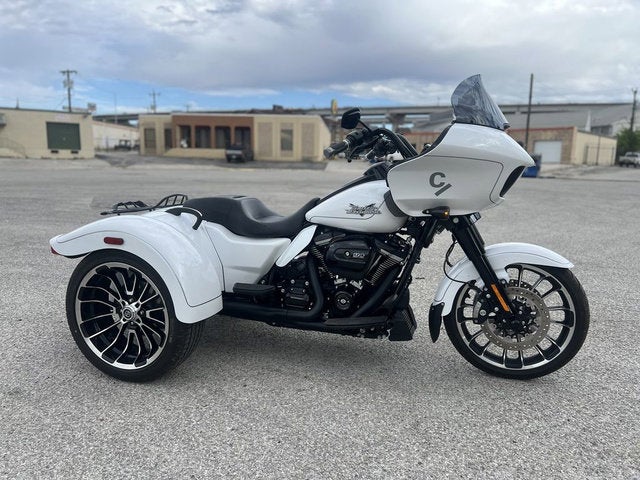 2025 Harley-Davidson FLTRT - Road Glide 3 Base