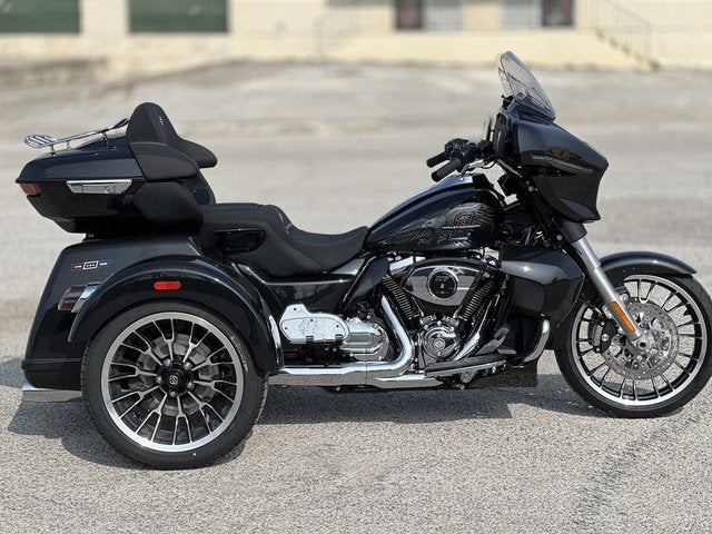 2026 Harley-Davidson FLHLT - Street Glide 3 Limited Base