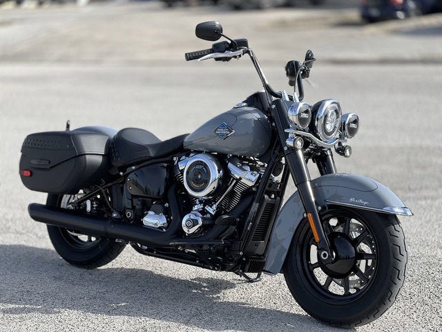 2026 Harley-Davidson Softail FLHC - Heritage Classic