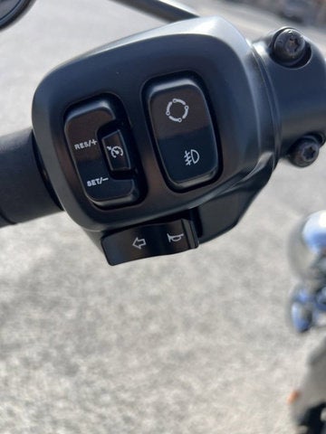 2026 Harley-Davidson Softail FLHC - Heritage Classic