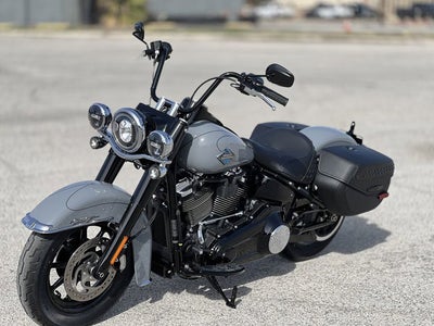 2026 Harley-Davidson Softail FLHC - Heritage Classic