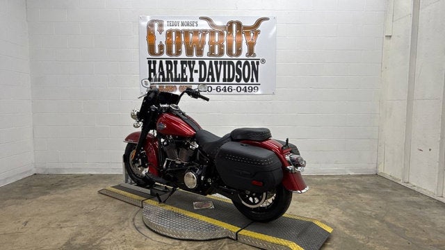 2026 Harley-Davidson Softail FLHC - Heritage Classic