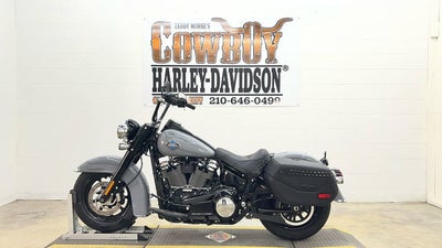2026 Harley-Davidson Softail FLHC - Heritage Classic