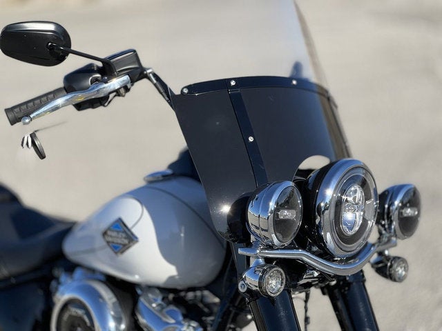 2025 Harley-Davidson Softail FLHC - Heritage Classic