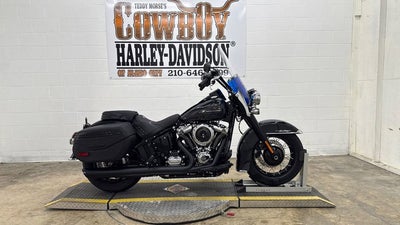 2026 Harley-Davidson Softail FLHC - Heritage Classic