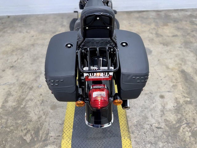 2023 Harley-Davidson FLHCS - Heritage Classic Base