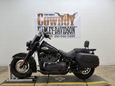 2023 Harley-Davidson FLHCS - Heritage Classic Base