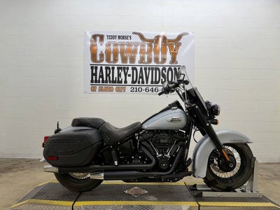 2024 Harley-Davidson Softail FLHCS - Heritage Classic