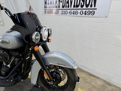 2024 Harley-Davidson Softail FLHCS - Heritage Classic