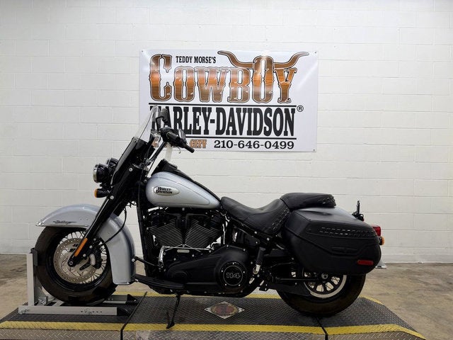 2024 Harley-Davidson Softail FLHCS - Heritage Classic