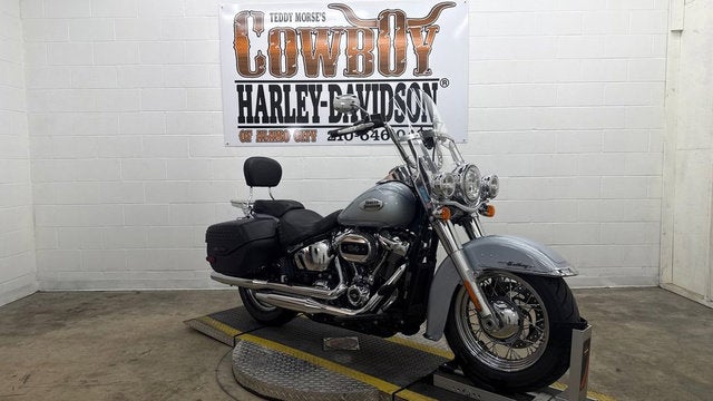 2023 Harley-Davidson FLHCS - Heritage Classic Base