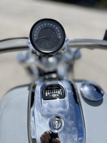 2025 Harley-Davidson Softail FXBR - Breakout