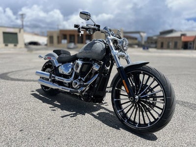 2025 Harley-Davidson Softail FXBR - Breakout