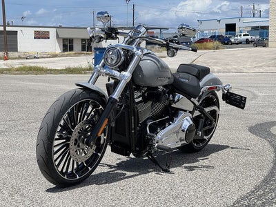 2025 Harley-Davidson Softail FXBR - Breakout