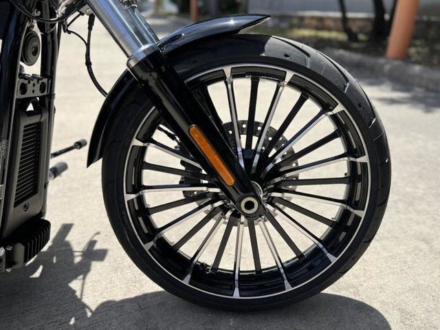 2025 Harley-Davidson Softail FXBR - Breakout