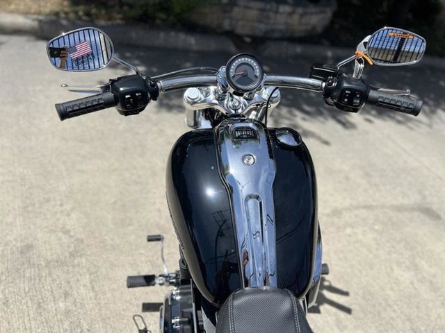 2025 Harley-Davidson Softail FXBR - Breakout