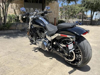 2025 Harley-Davidson Softail FXBR - Breakout