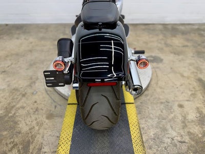 2025 Harley-Davidson FLFB - Fat Boy Base