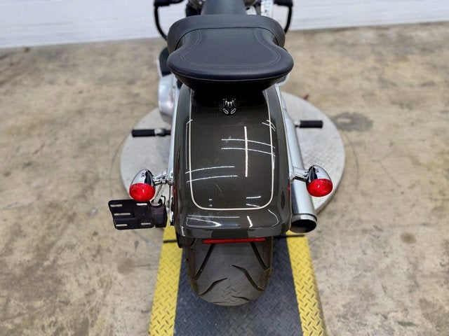 2018 Harley-Davidson FLFB - Softail Fat Boy Base