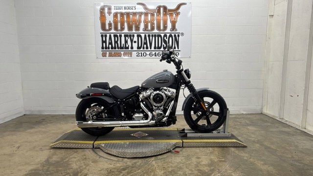 2026 Harley-Davidson Softail FXBB - Street Bob