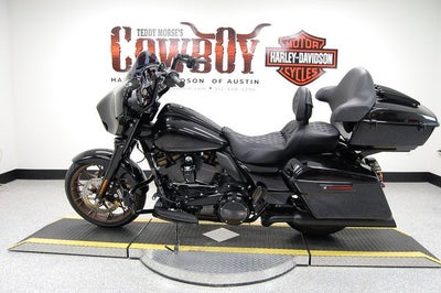 2022 Harley-Davidson Street Glide FLHXST - ST