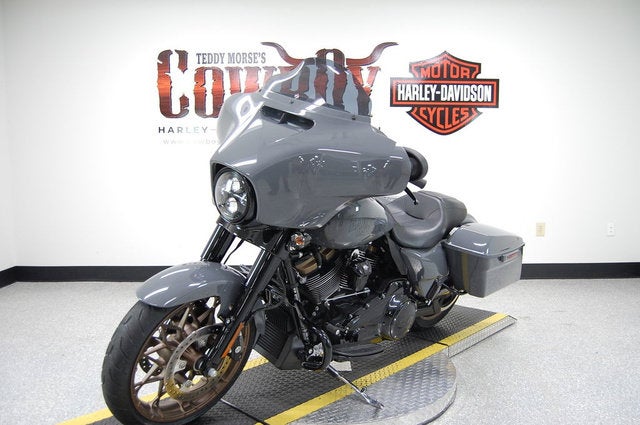2022 Harley-Davidson Street Glide FLHXST - ST