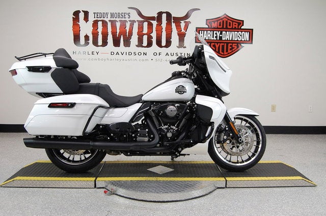 2026 Harley-Davidson FLHXL - Street Glide Limited Base