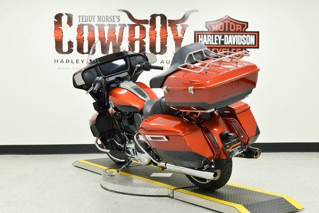2025 Harley-Davidson FLHXU - Street Glide Ultra Base