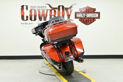 2025 Harley-Davidson FLHXU - Street Glide Ultra Base