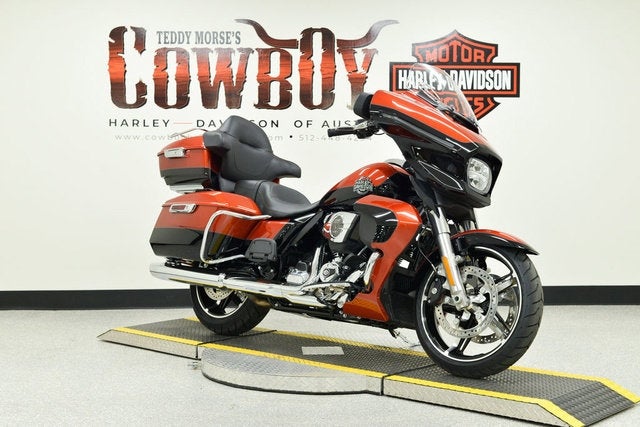 2025 Harley-Davidson FLHXU - Street Glide Ultra Base
