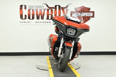 2025 Harley-Davidson FLHXU - Street Glide Ultra Base