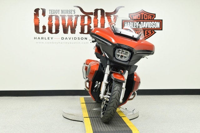 2025 Harley-Davidson FLHXU - Street Glide Ultra Base