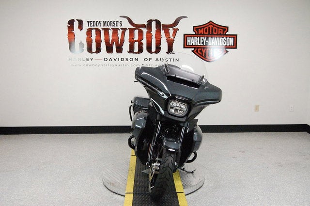 2025 Harley-Davidson FLHXU - Street Glide Ultra Base
