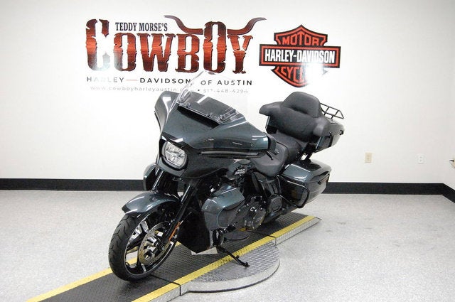 2025 Harley-Davidson FLHXU - Street Glide Ultra Base